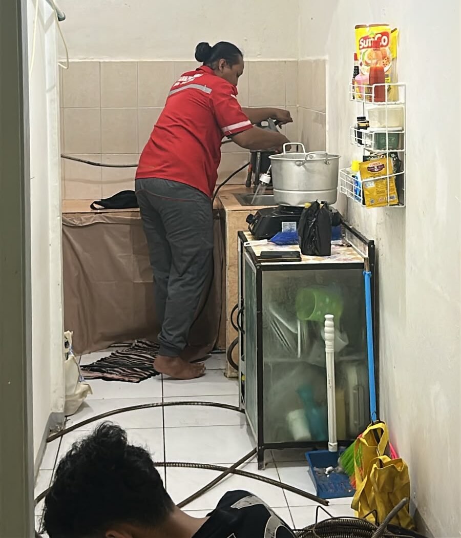 Dokumentasi Pengerjaan Aceng Drain Cleaner 3